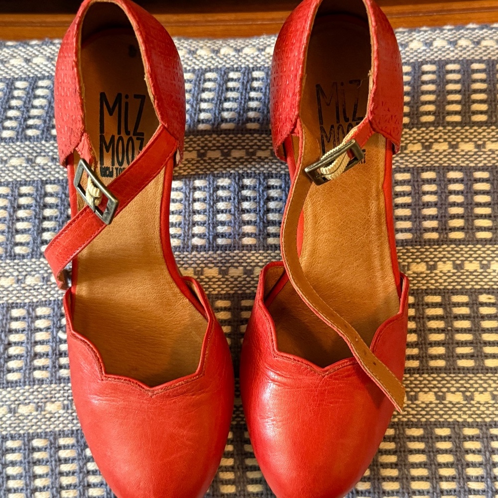 Cherry Red Miz Mooz Heels, Perfect for Spring! - Picture 2 of 7